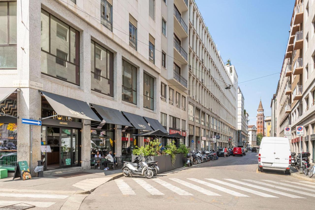 Easylife - Elegante Dimora Due Passi Dal Duomo Apartment มิลาน ภายนอก รูปภาพ