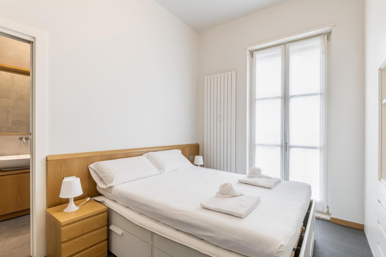 Easylife - Elegante Dimora Due Passi Dal Duomo Apartment มิลาน ภายนอก รูปภาพ