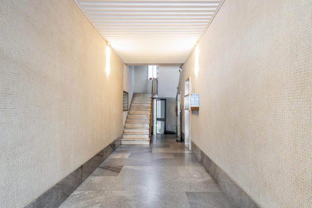 Easylife - Elegante Dimora Due Passi Dal Duomo Apartment มิลาน ภายนอก รูปภาพ